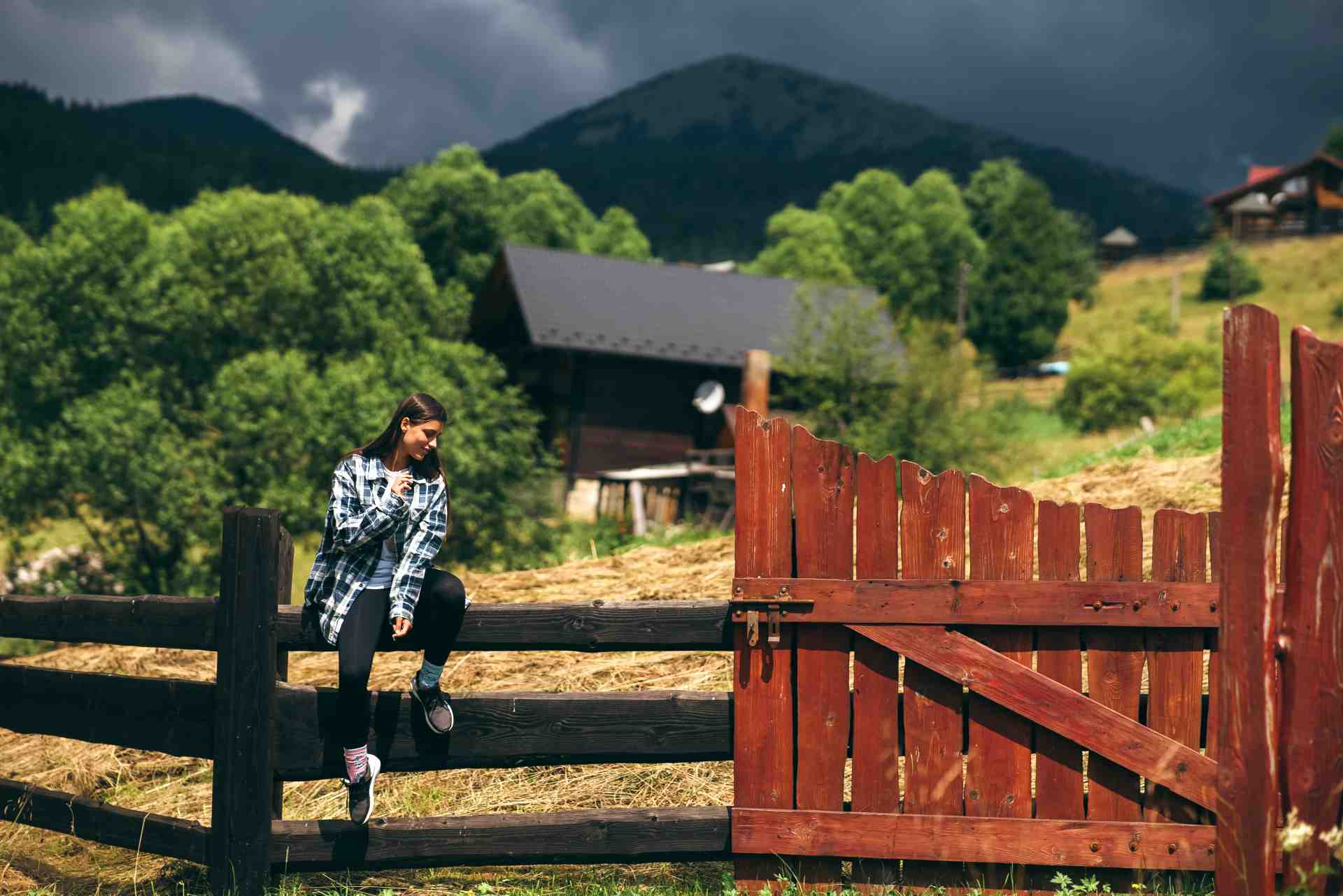 Understanding and Solving Energy Crisis By Unplugging From the Grid