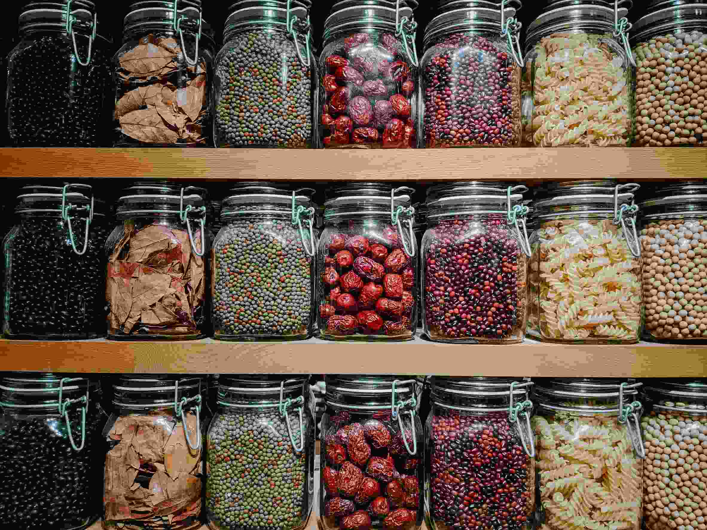 What is The Best Long Lasting Survival Food for Emergency