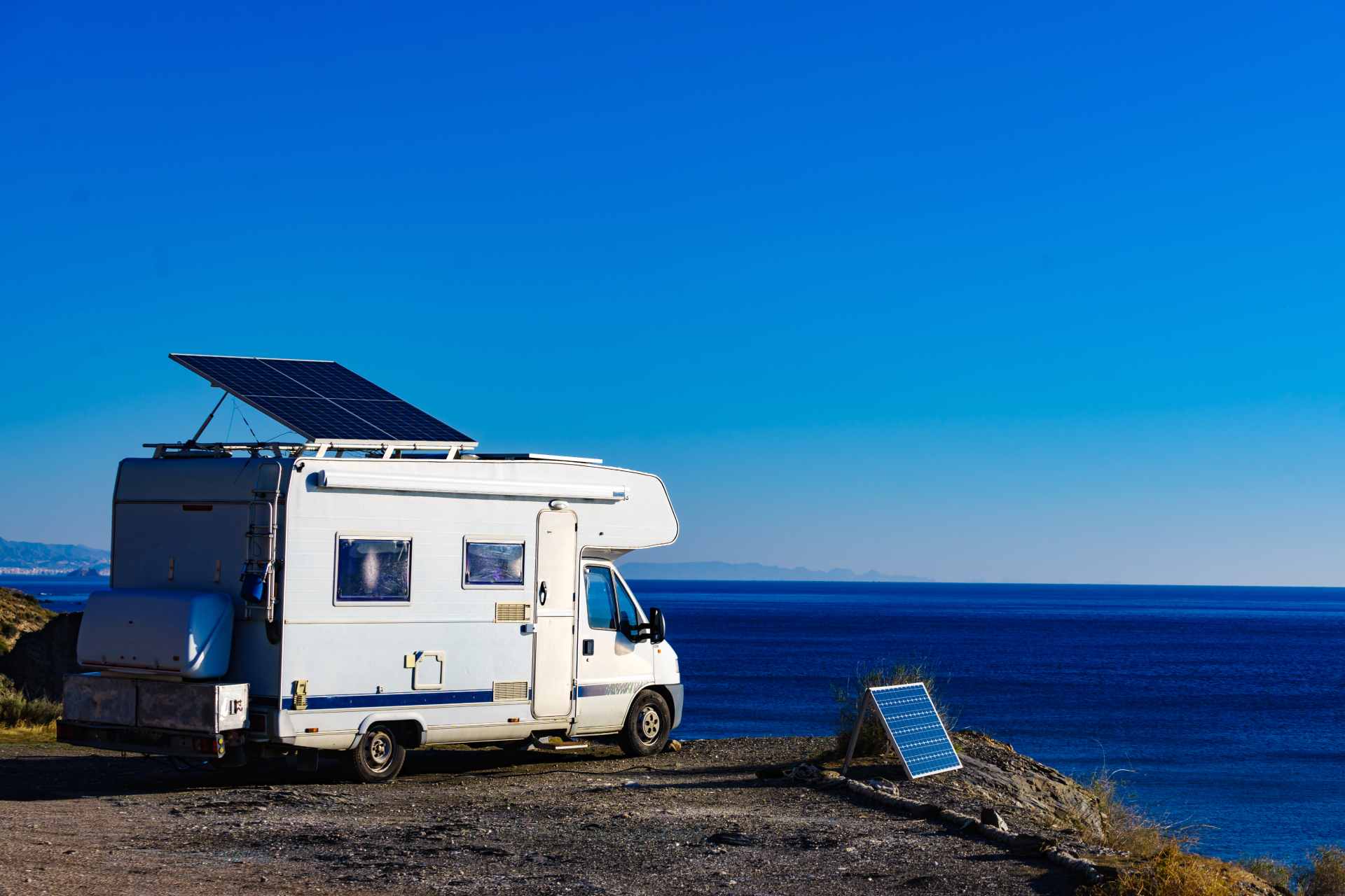 5 Best Solar Generators for RV - How To Choose The Perfect One For 2024
